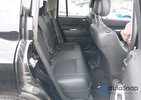 2017 Jeep Compass Latitude 4X4 from USA, damaged, VIN 1C4NJDEB4HD205233